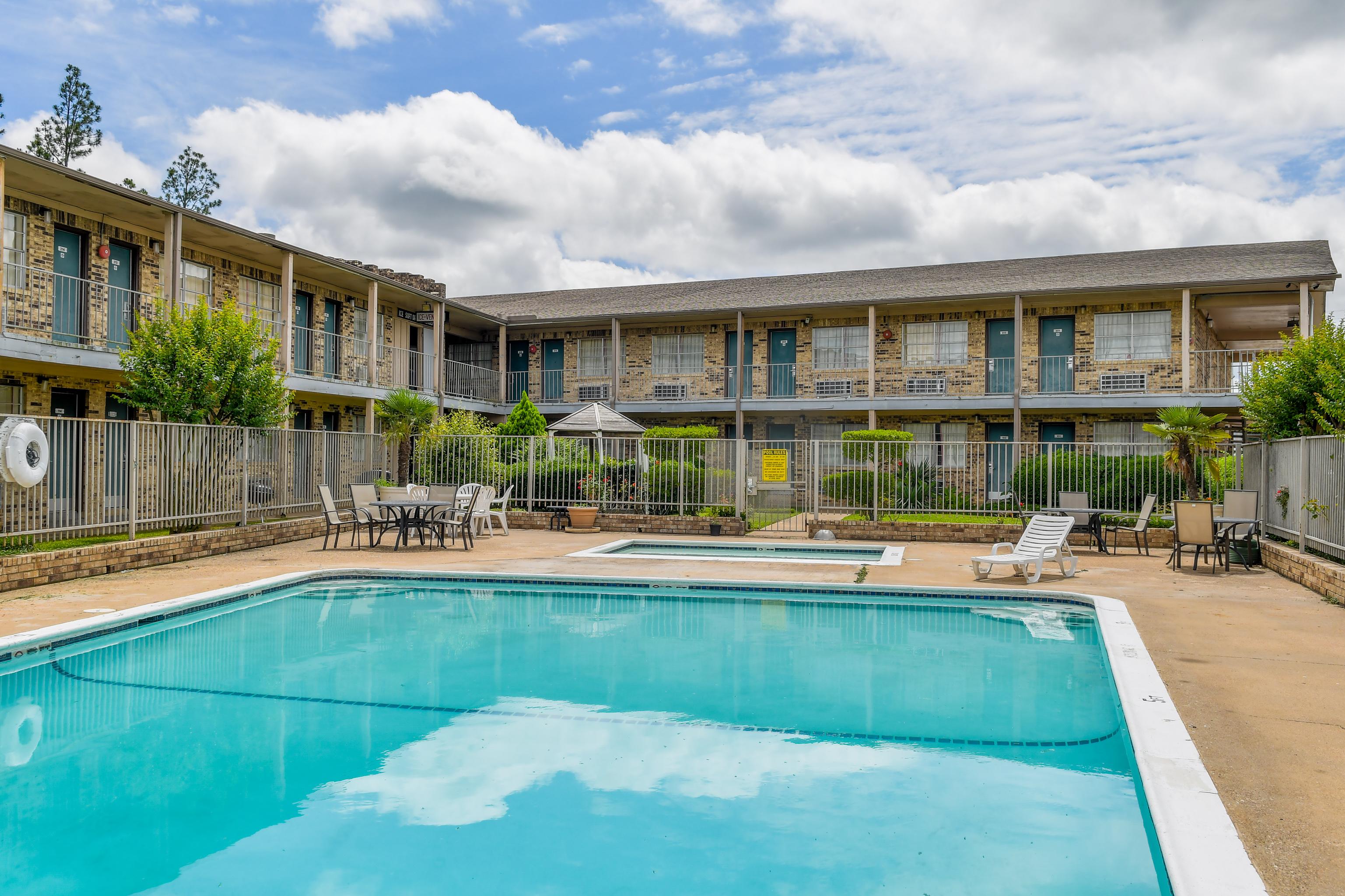 Oyo Hotel Tyler Lindale Екстер'єр фото